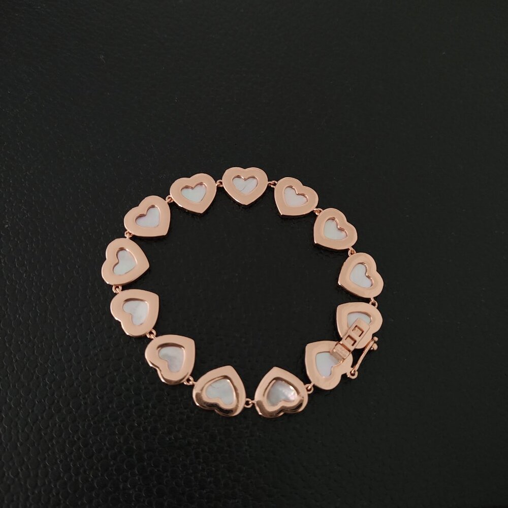 Apm Monaco Romantic Heart-Shaped Pink Mop Bracelet View 3